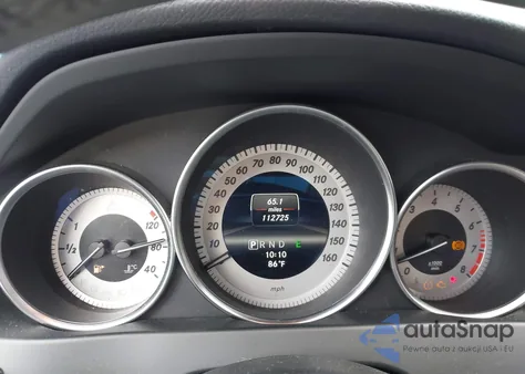 2013 Mercedes-Benz C 300 Sport 4Matic z USA, uszkodzony, nr VIN WDDGF8AB0DR251331